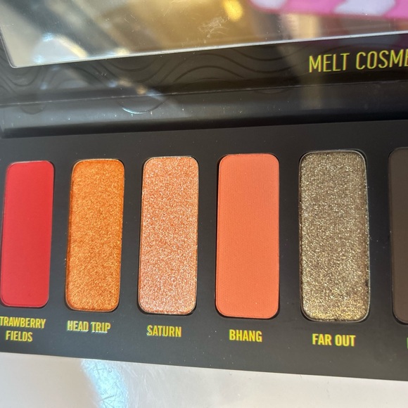Melt Cosmetics Electrip palette NEW IN BOX - Picture 5 of 7